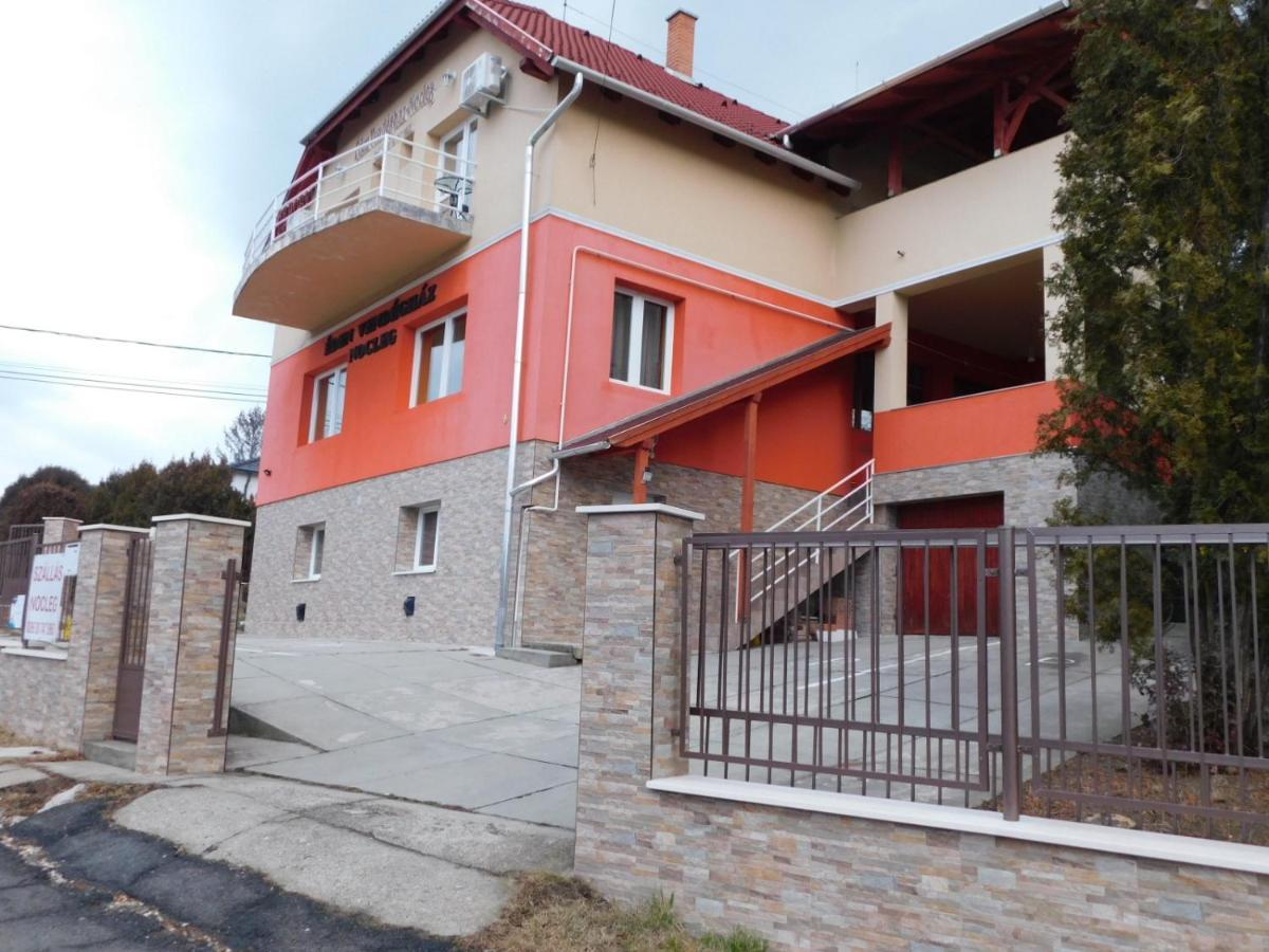 Eden Vendeghaz Hotel Miskolc Buitenkant foto