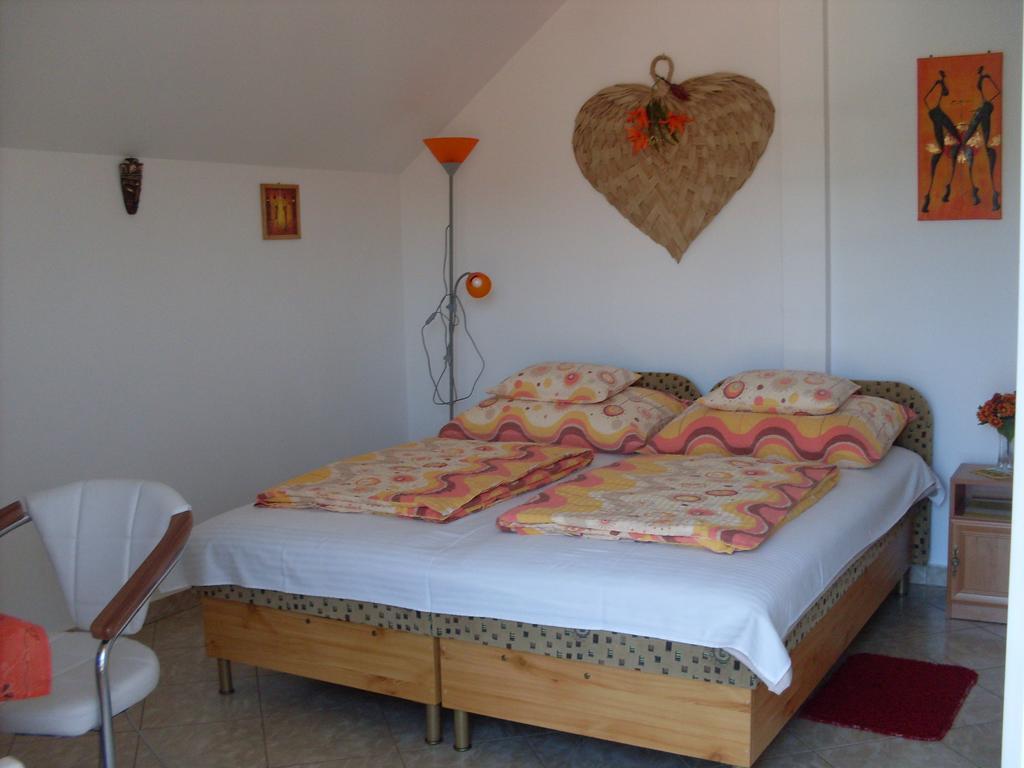 Eden Vendeghaz Hotel Miskolc Buitenkant foto