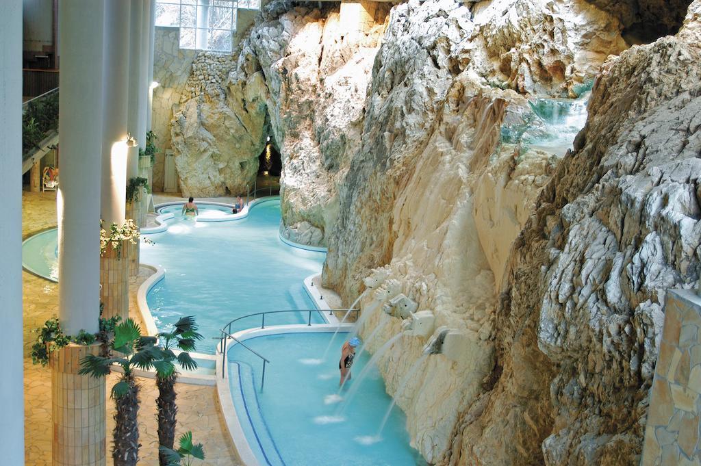 Eden Vendeghaz Hotel Miskolc Buitenkant foto