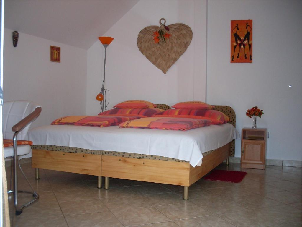 Eden Vendeghaz Hotel Miskolc Buitenkant foto